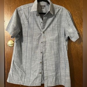 VanHeusen men’s shirt (2)